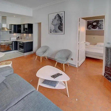 Centre Apartment